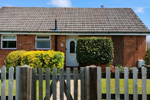 2 bedroom detached bungalow for sale