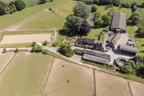 7 bedroom equestrian property for sale