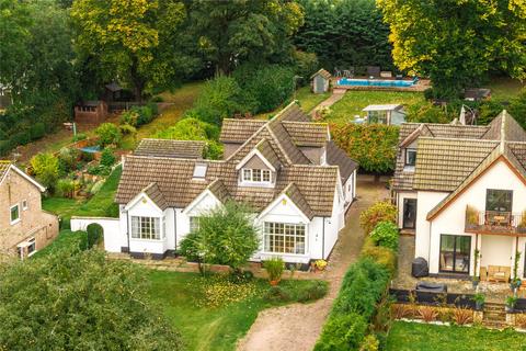 Stagsden Road, Bromham, Bedfordshire... 5 bed detached house for sale