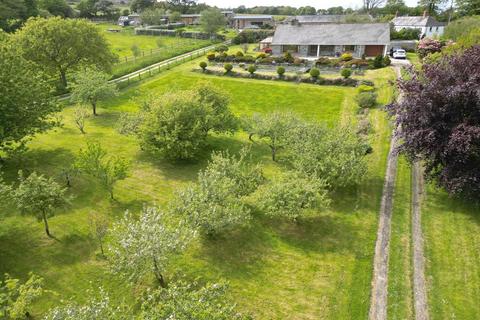 Carsluick, Godolphin TR13 4 bed detached bungalow for sale