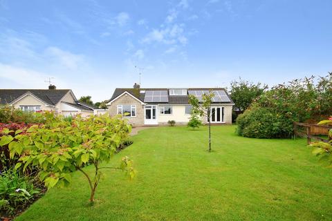 4 bedroom detached bungalow for sale