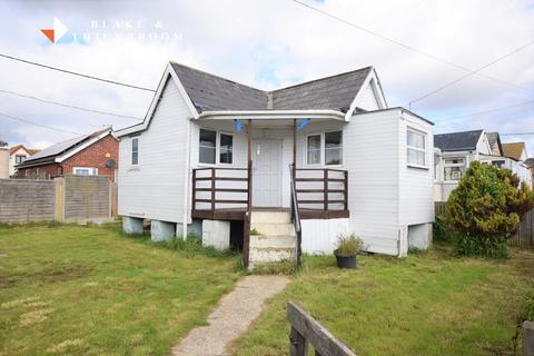 Essex Avenue, Jaywick 1 bed detached bungalow for sale