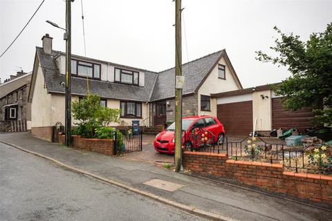 Rhostryfan, Gwynedd, LL54 4 bed bungalow for sale