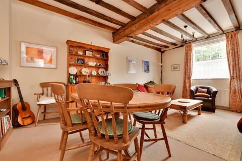 West Street, Reigate, Surrey 2 bed cottage for sale
