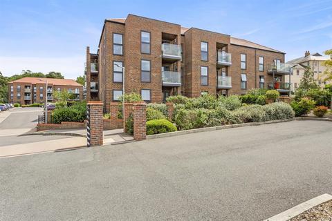 Lower Turk Street, Alton 1 bed apartment for sale