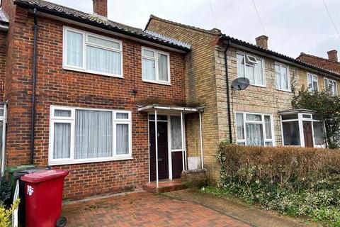 Long Readings Lane, Slough... 3 bed terraced house for sale