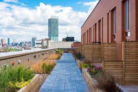 Sky Gardens, 7 Spinners Way... 3 bed flat for sale