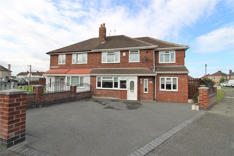 5 bedroom semi-detached house for sale