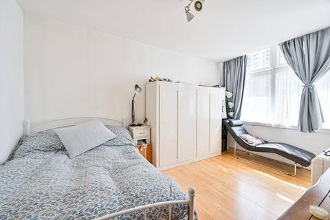 Newington Causeway, Newington... Studio for sale