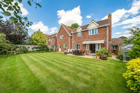 Spring Close, Gislingham IP23 4 bed detached house for sale