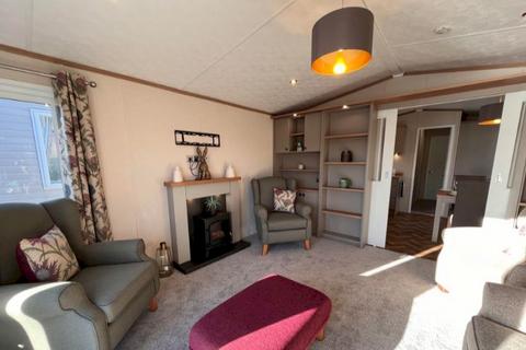 New Beach Holiday Park, Dymchurch TN29 2 bed static caravan for sale