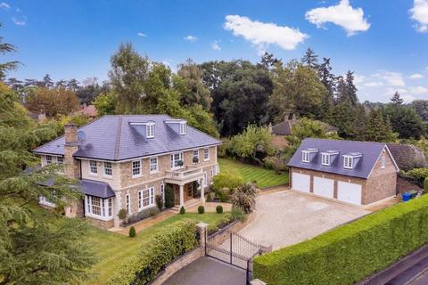 Greenways Drive, Sunningdale SL5 6 bed detached house for sale