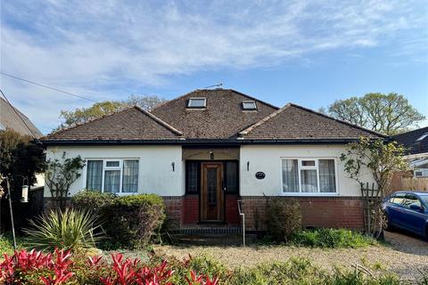 Marley Avenue, New Milton, Hampshire... 3 bed bungalow for sale