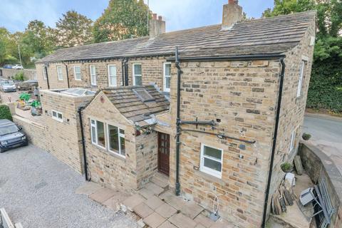 Freckleton B, Briestfield Road... 2 bed semi