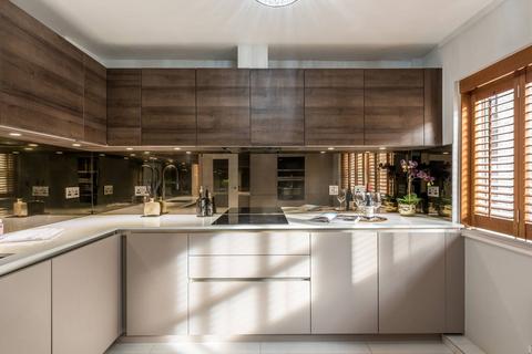 Park Crescent Mews East, Marylebone... 4 bed maisonette for sale