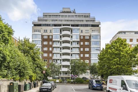 Abbey Road, St John's Wood 2 bed flat for sale