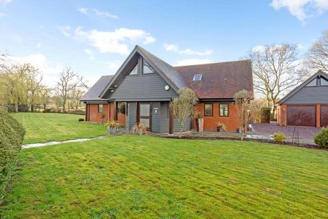Lindfields, Charter Alley, RG26 5 bed detached house for sale
