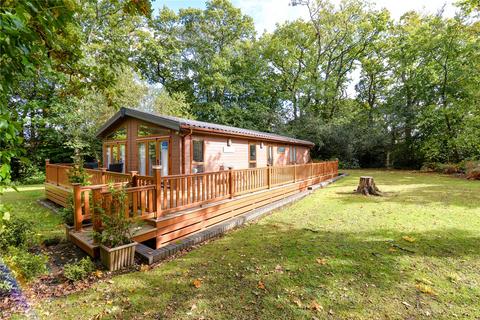 Woodland View, Hoburne Bashley... 3 bed park home for sale