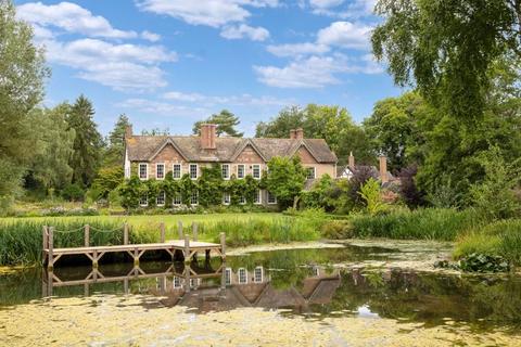 9 bedroom country house for sale