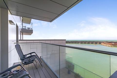 Orion, Brighton Marina Village, Brighton 2 bed apartment for sale
