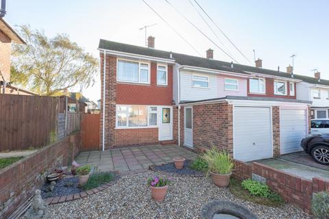 Camden Road, Broadstairs, CT10 3 bed semi