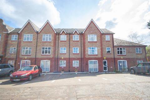 Godfreys Mews, Chelmsford 2 bed retirement property for sale