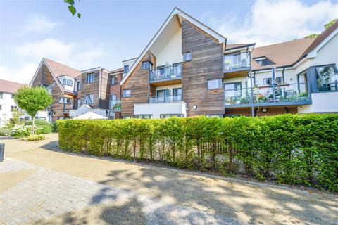 Mandeville Court, Darkes Lane... 1 bed apartment for sale