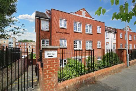 Harefield Road, Uxbridge, UB8 1 bed apartment for sale
