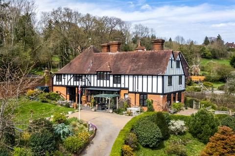 Bedgebury Road, Goudhurst, Kent, TN17... 7 bed detached house for sale