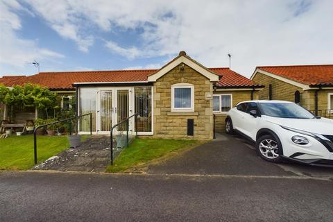 2 bedroom semi-detached bungalow for sale