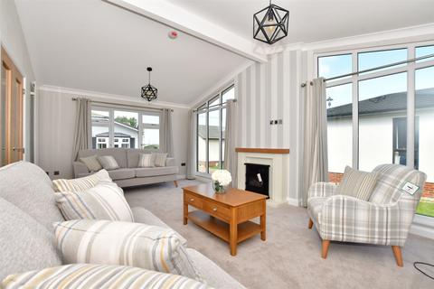 Faversham Road, Seasalter... 2 bed park home for sale