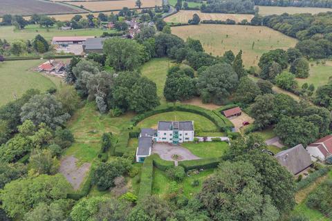 Dunmow Road, Great Easton, Essex 6 bed detached house for sale