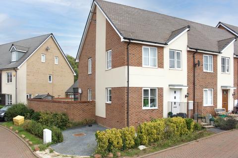 3 bedroom end of terrace house for sale