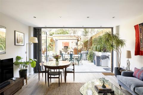Leamington Road Villas, London, W11 3 bed apartment for sale