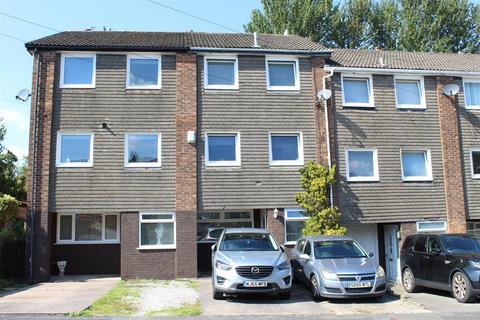 Werneth Road, Glossop 3 bed townhouse for sale