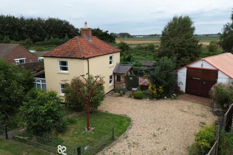 2 bedroom cottage for sale