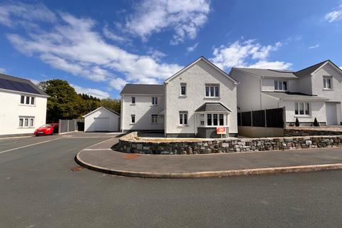 Cross Inn, New Quay, SA44 4 bed detached house for sale