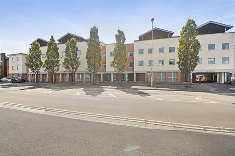 Lady Susan Court, New Road, Basingstoke 1 bed apartment for sale