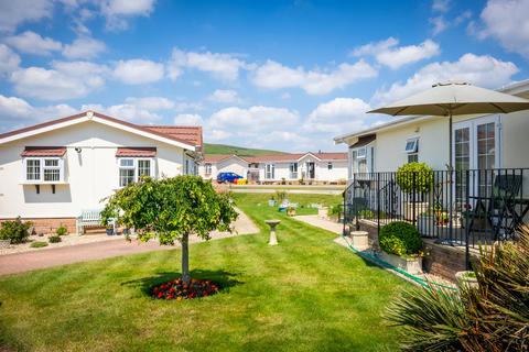 Swanage, Dorset, BH19 2 bed park home for sale