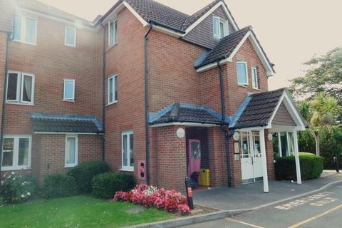 Beaulieu Road, Dibden Purlieu SO45 2 bed retirement property for sale