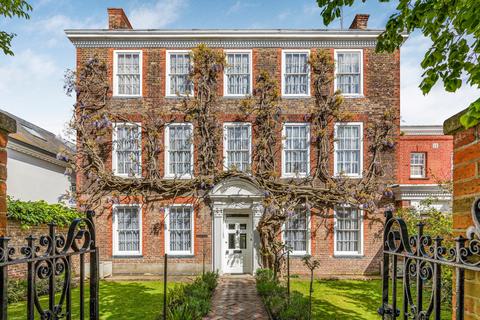 Lower Teddington Road, Kingston upon... 7 bed detached house for sale