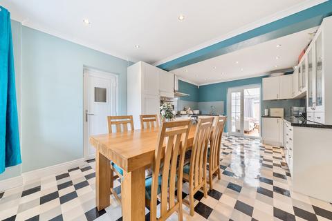 Preston Avenue, Faversham, ME13 6 bed detached house for sale