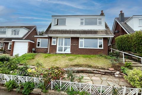 4 bedroom detached bungalow for sale