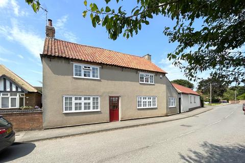 3 bedroom cottage for sale