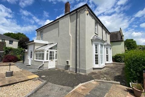 The Parade, Carmarthen 4 bed house for sale