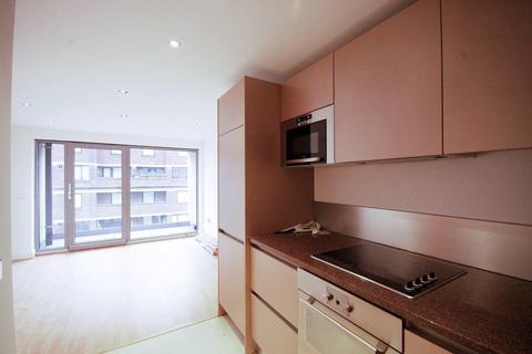 Vauxhall Bridge Road, Westminster... 1 bed flat for sale