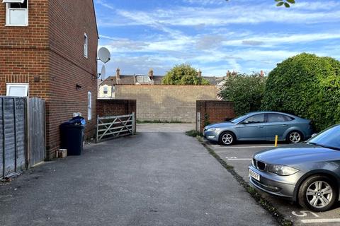 Gordon Road, Canterbury Parking for sale