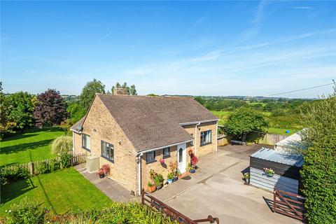 Chard Common, Chard, Somerset, TA20 3 bed bungalow for sale