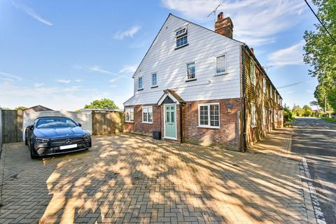 4 bedroom end of terrace house for sale