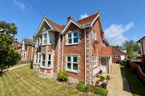 VICTORIA AVENUE, SWANAGE 3 bed flat for sale